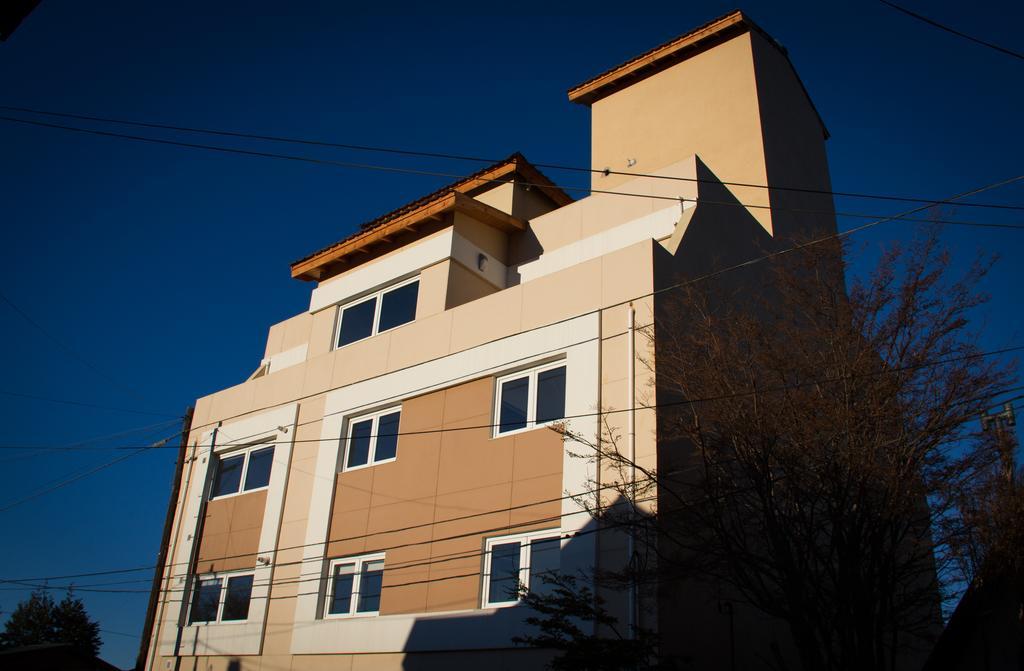 Los Arboles Apart Hotel