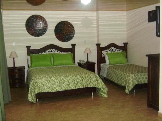 Hotel Suites La Soledad Inn