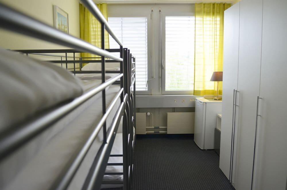 Hostel Altstetten By Primestay