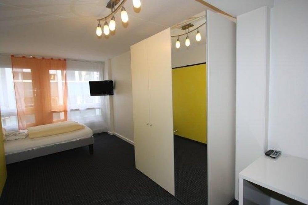 Hostel Altstetten By Primestay