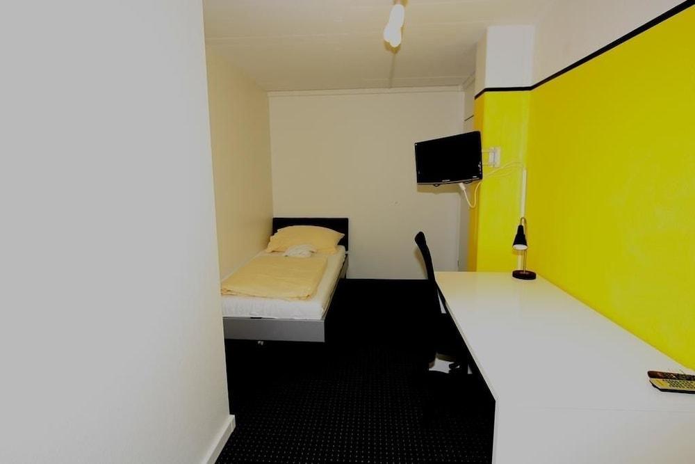Hostel Altstetten By Primestay