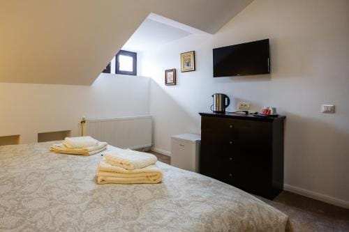Maisonette Apartments