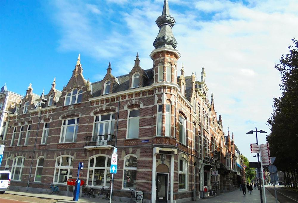 Little Duke Hotel