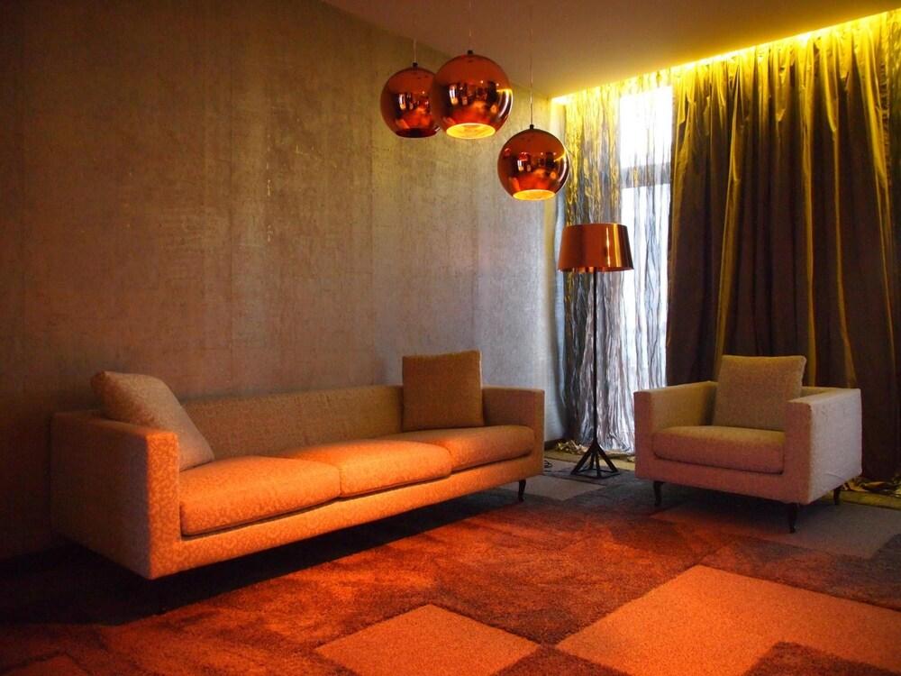 Theatre Hotel
