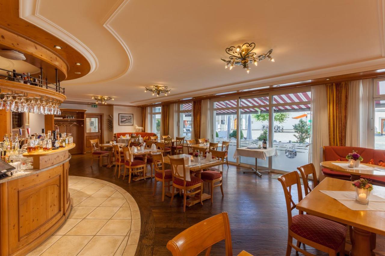 Hotel Weisses Rossli Brunnen