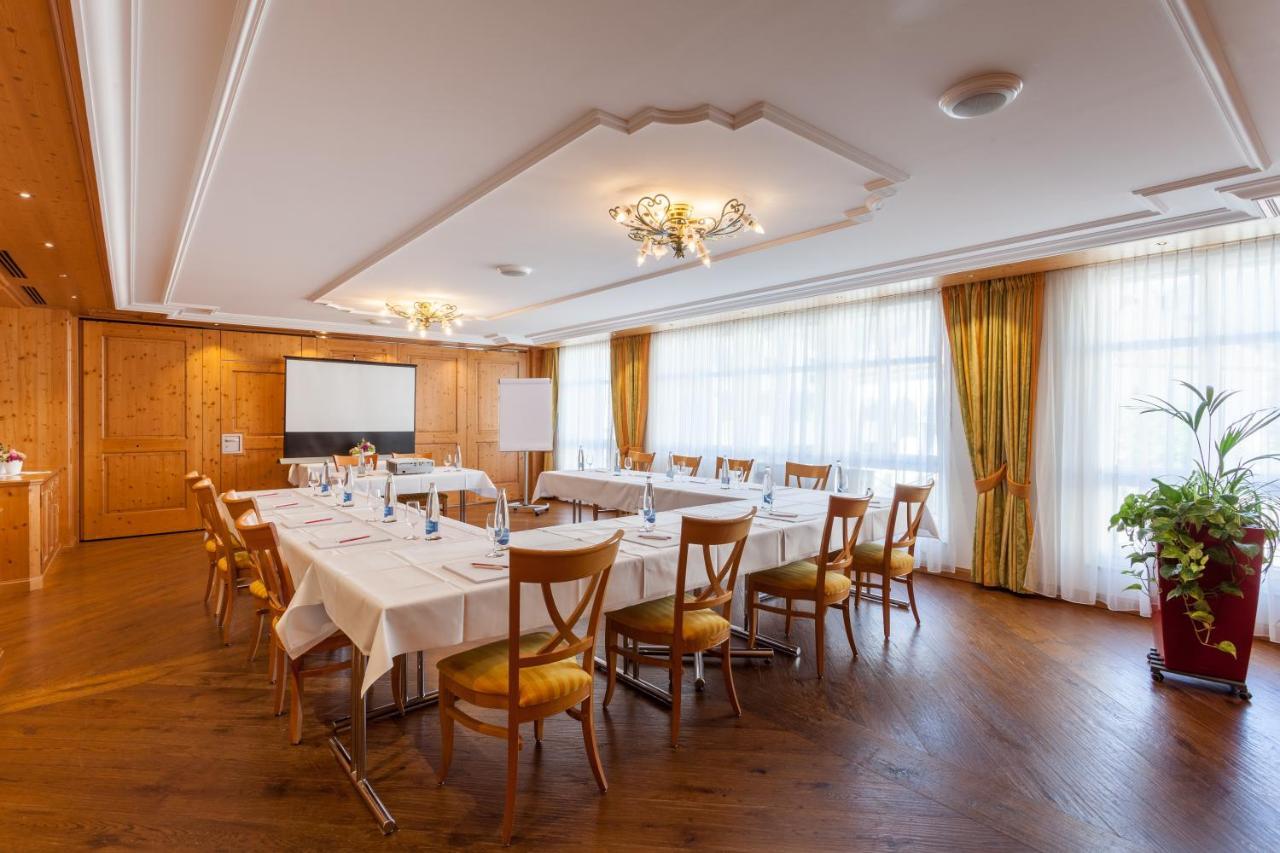 Hotel Weisses Rossli Brunnen