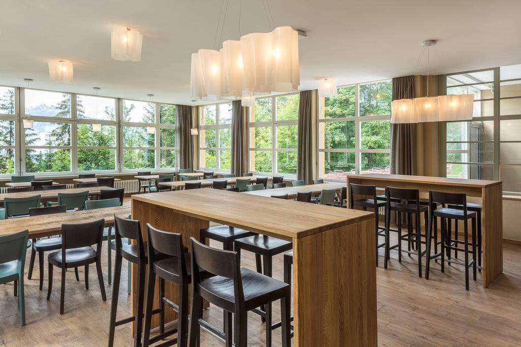 Crans-Montana Youth Hostel «Bella Lui»
