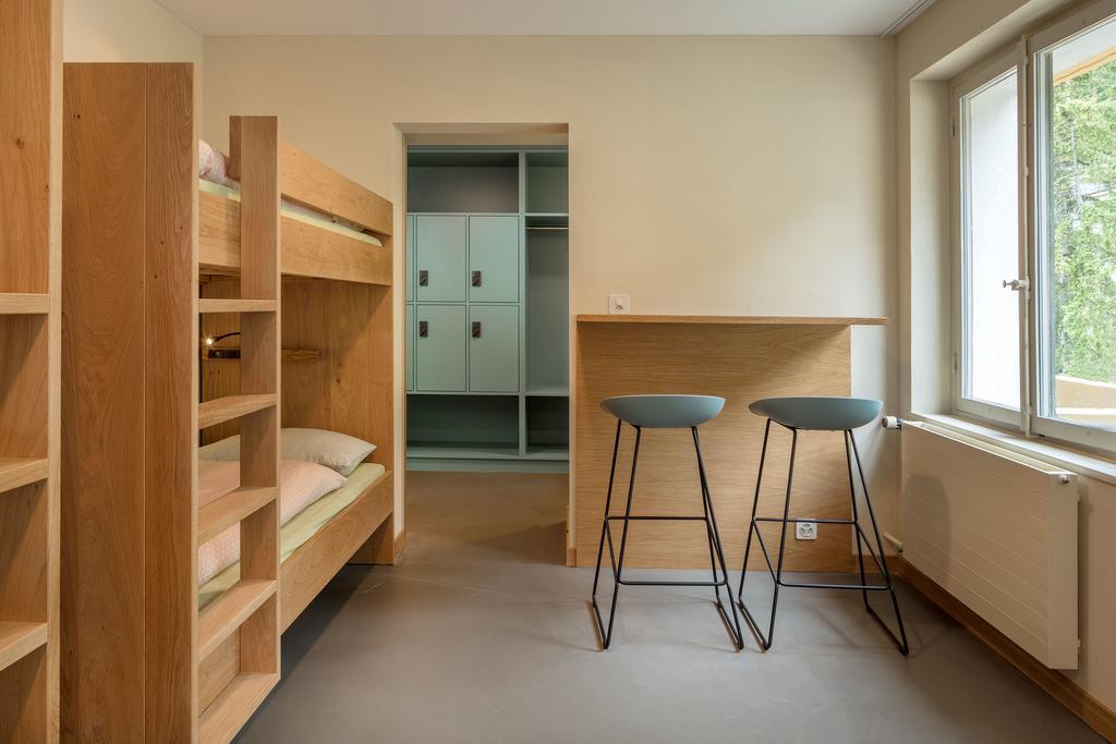 Crans-Montana Youth Hostel «Bella Lui»