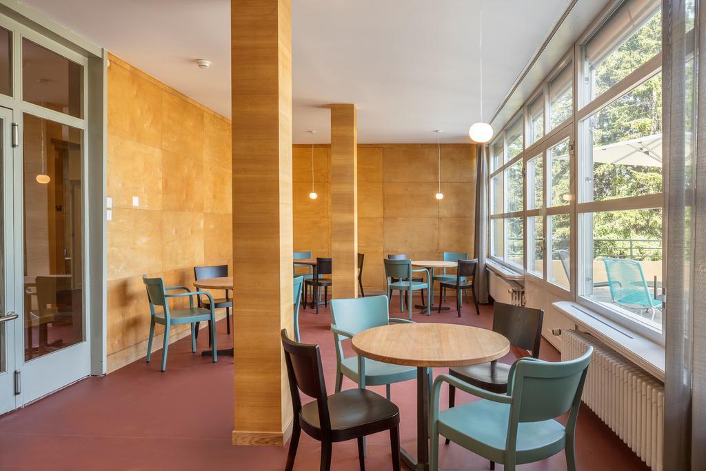 Crans-Montana Youth Hostel «Bella Lui»