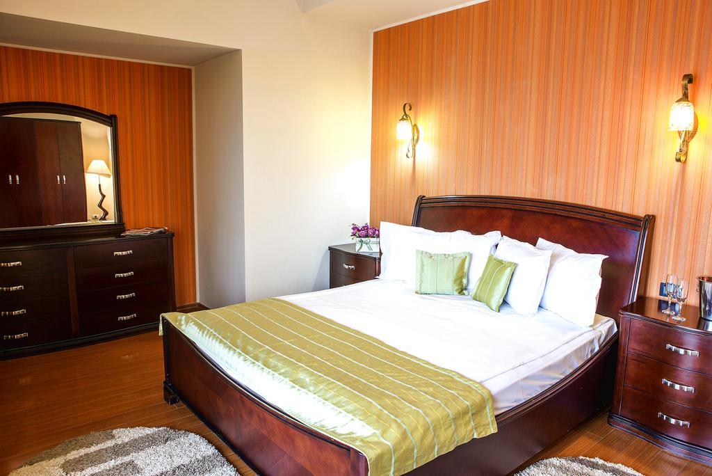 Phoenicia Suites