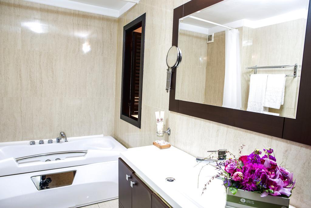 Phoenicia Suites