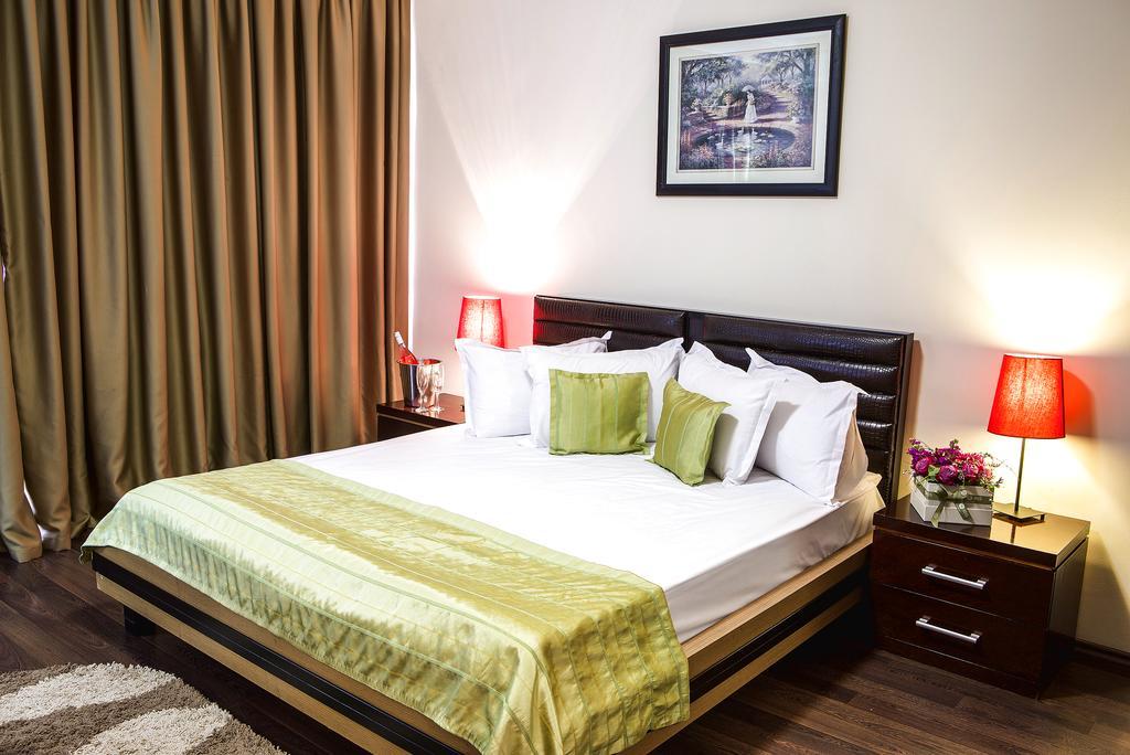 Phoenicia Suites
