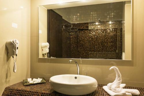 2D Resort & Spa