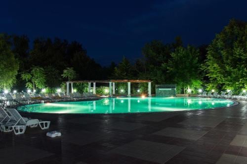 2D Resort & Spa