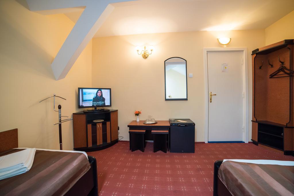 Pension Hotel Fast