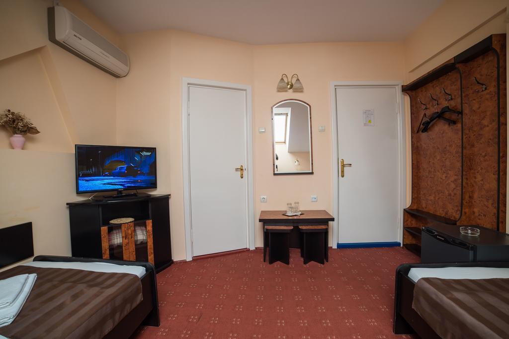 Pension Hotel Fast