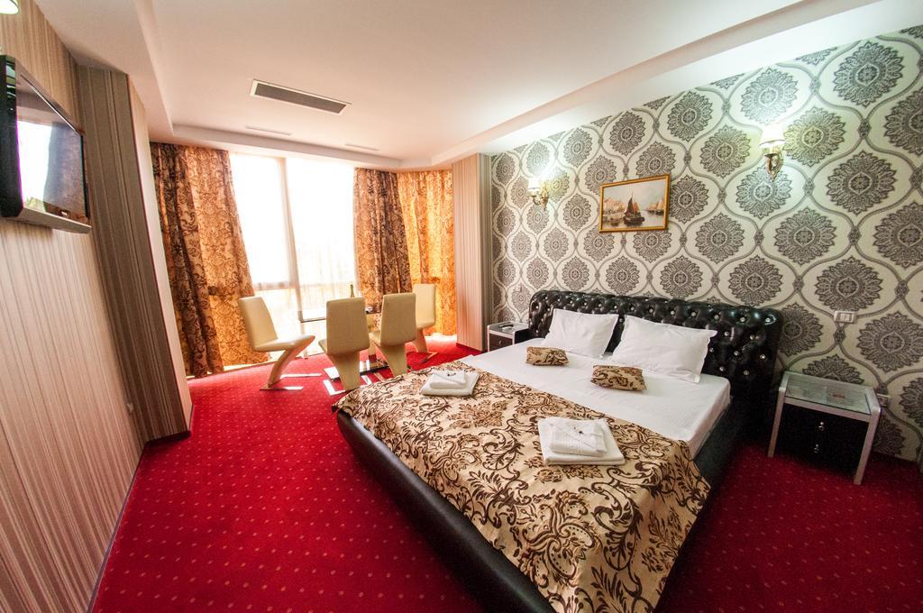 Hotel Boutique Shine