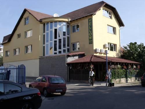 Pension Yellow