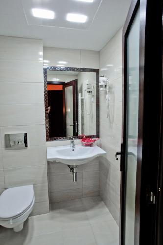 Hotel & Restaurant Lacu Rosu