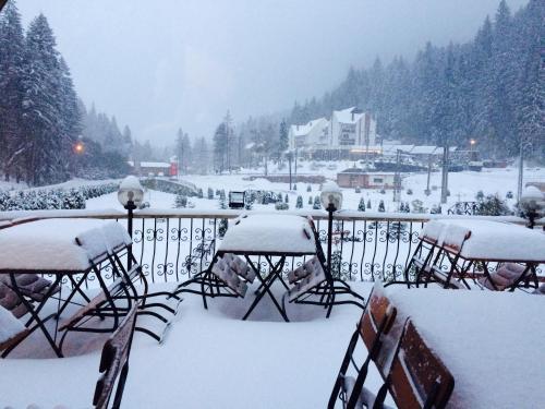 Hotel & Restaurant Lacu Rosu