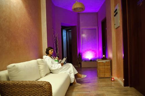 Hotel Carol