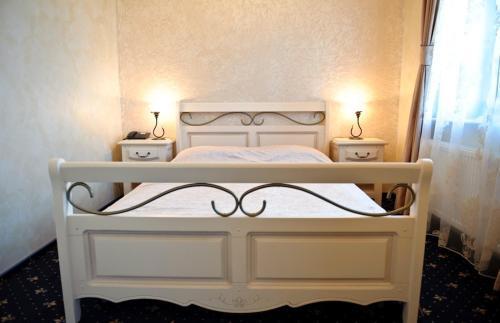 Hotel Carol