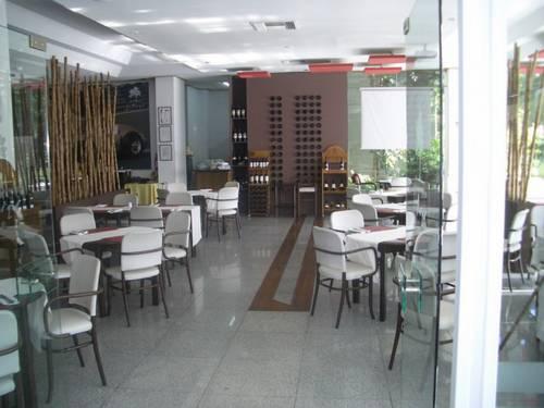 Hotel Dr. Cesar Carman