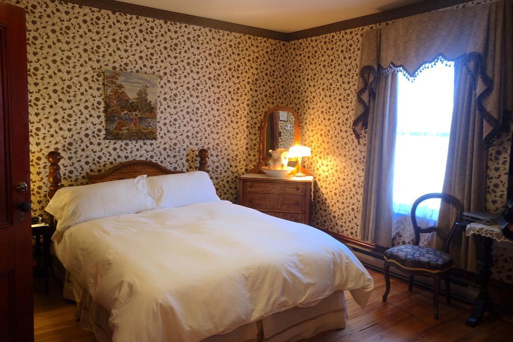 Le Griffon Bed & Breakfast