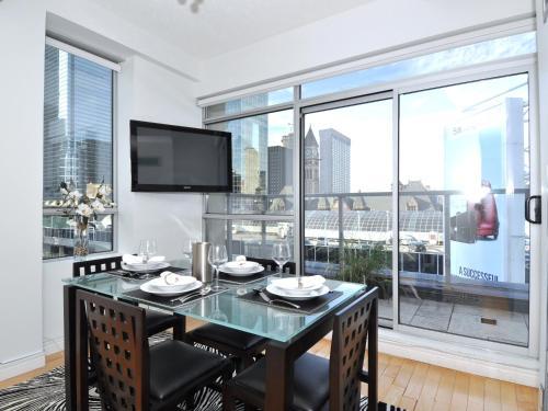 Yonge Suites