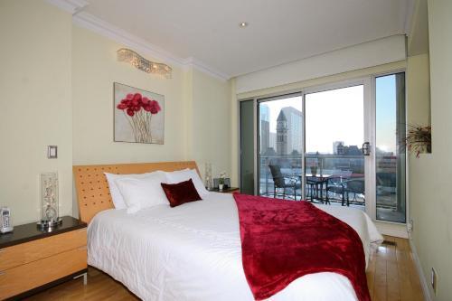 Yonge Suites