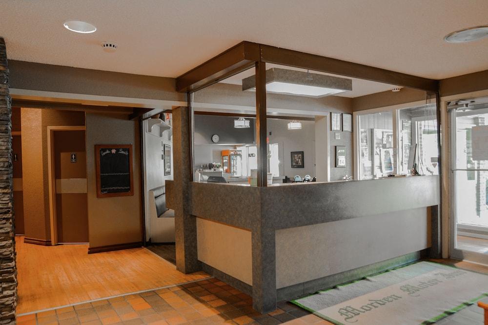 Morden Motor Inn