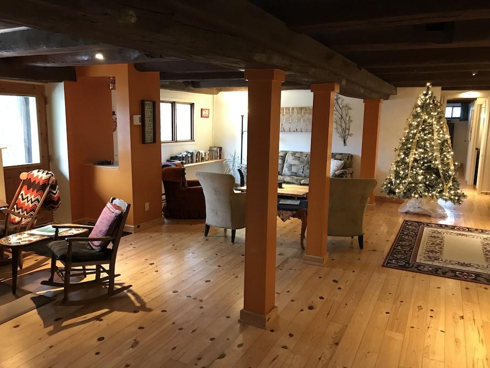 La Grange Country Inn