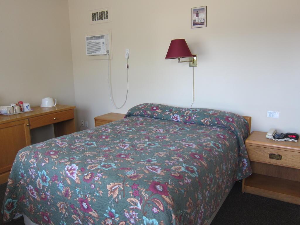 Fundy Spray Motel
