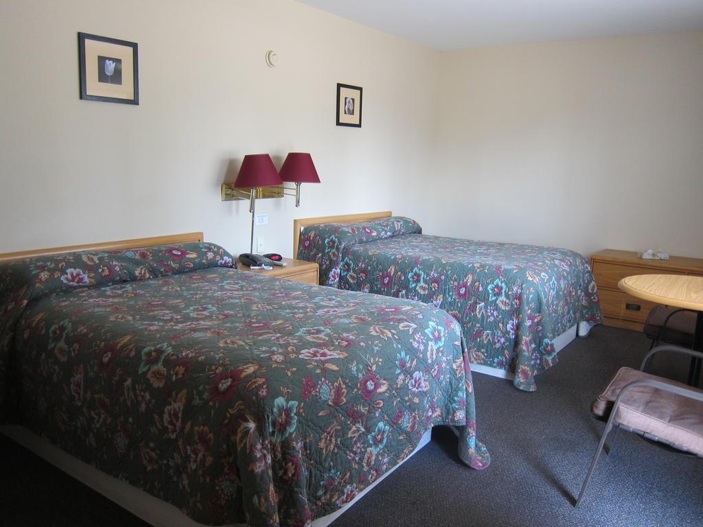 Fundy Spray Motel