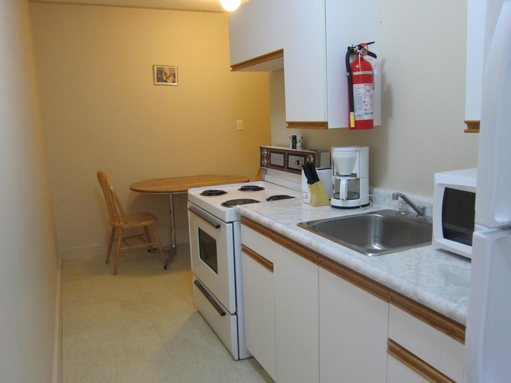 Fundy Spray Motel