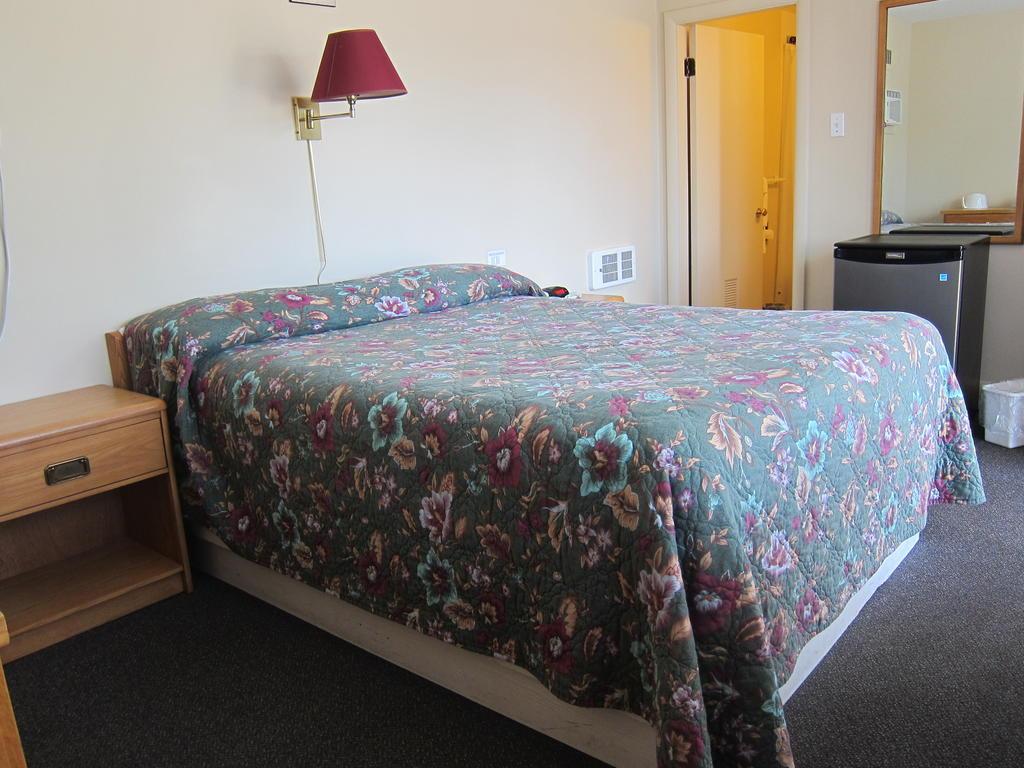 Fundy Spray Motel