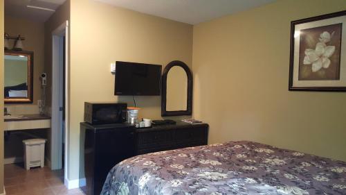 Malahat Bungalows Motel