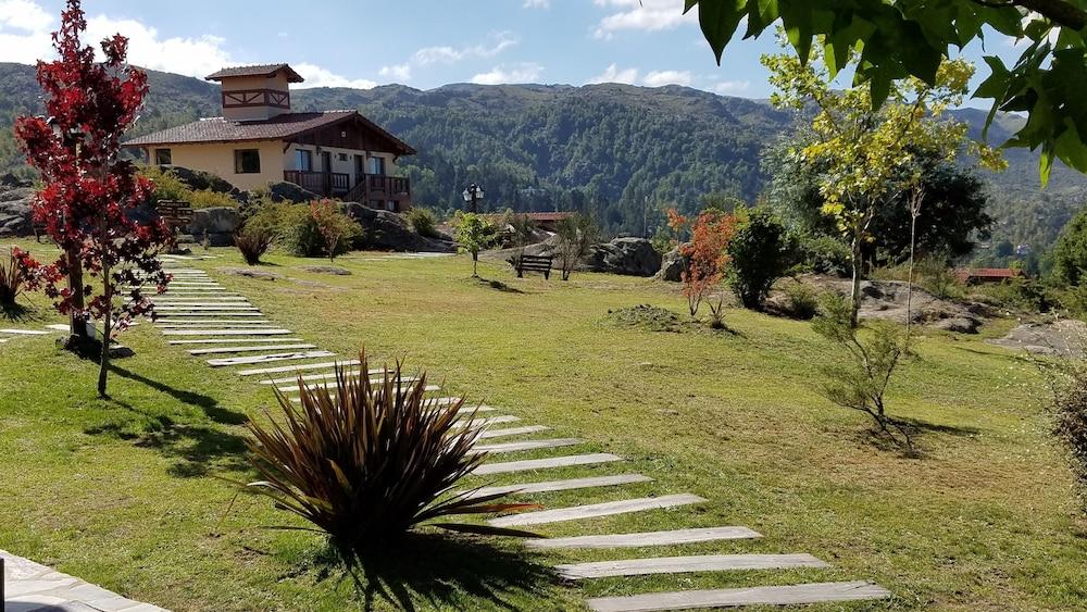 Aires Serranos Suites