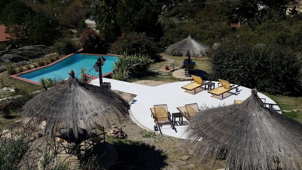 Aires Serranos Suites