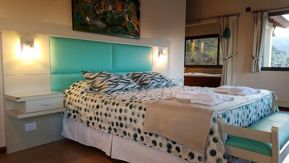 Aires Serranos Suites