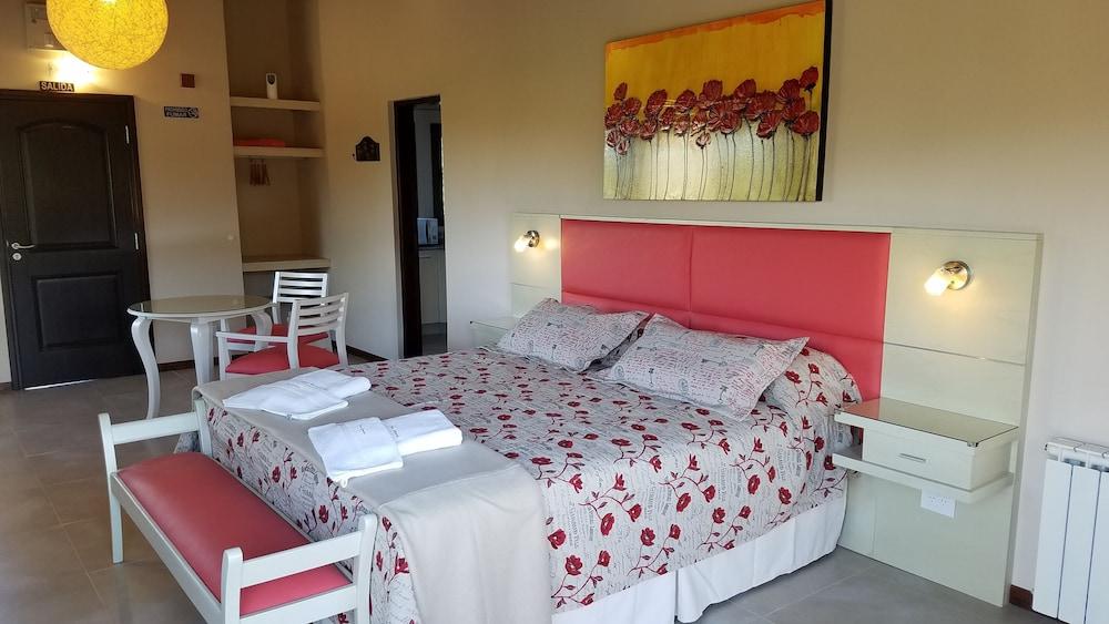 Aires Serranos Suites