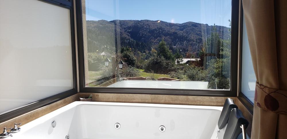 Aires Serranos Suites