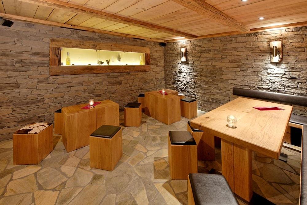 Restaurant Walliserkanne und Sigis Bar