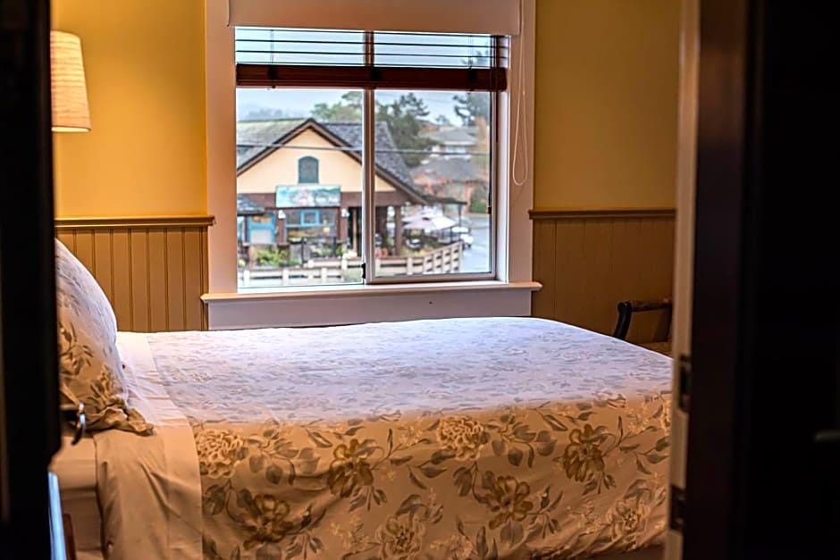 Salt Spring Inn