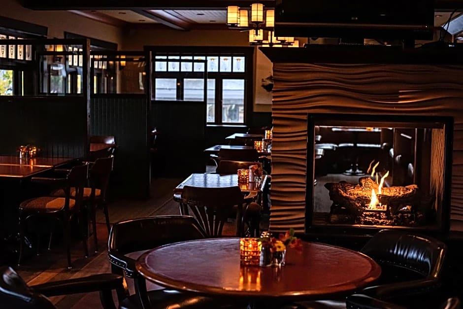 Salt Spring Inn