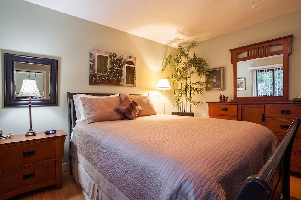 Coles Bay Bed and Breakfast