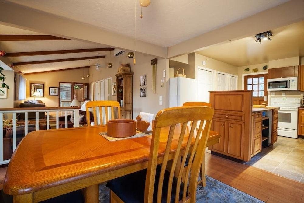 Coles Bay Bed and Breakfast