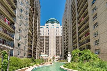 Fort Garry Place Furnished Suites