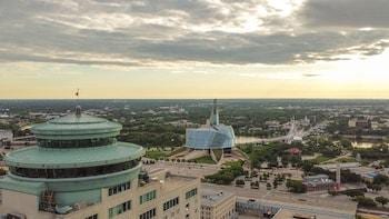 Fort Garry Place Furnished Suites