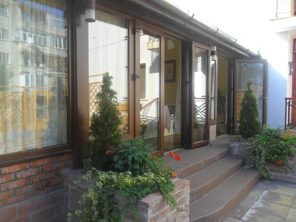 Hotel Dacor